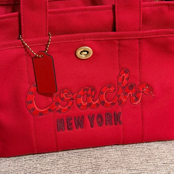 Coach Cargo Tote Ruby - Picture 1 of 8